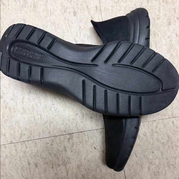 Skechers Women's Black Slip-Ons - Picture 5 of 5